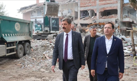 Kula’dan Sındırgı’ya Dayanışma Ziyareti