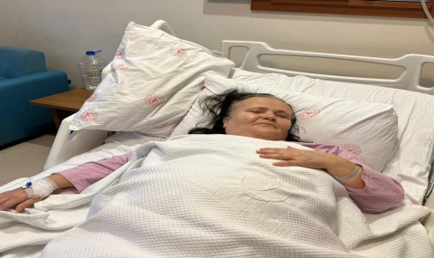 Manisa’da 70 Yaşındaki Kadının Safra Kesesinden 20 Binin Üzerinde Taş Çıkarıldı