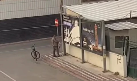 Manisa’da Atatürk Afişlerine Saldırı Tepki Çekti