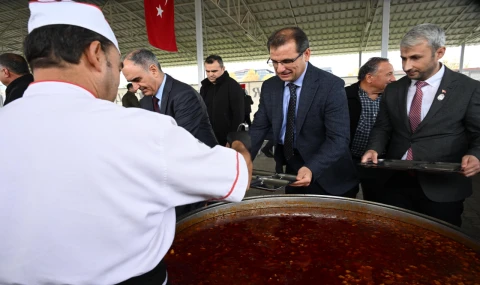 Salihli’de Şehit Hüseyin Özdemir anısına hayır yemeği düzenlendi
