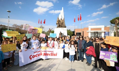 ŞEHZADELERDE ÇOCUKLAR HAKLARI İÇİN YÜRÜDÜ