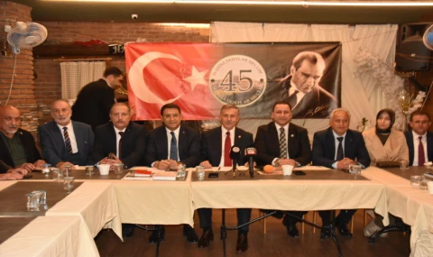 Selçuk Özdağ ve İdris Şahin Manisa Dostlar Meclisine Konuk Oldu