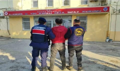 Alaşehir’de 26,5 Yıl Hapis Cezalı Gaspçı Jandarma Operasyonuyla Yakalandı