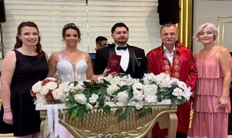 2025 YILINDA YUNUSEMRE’DE BİN 464 ÇİFT HAYATINI BİRLEŞTİRDİ