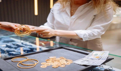 Kuyumcularda Nakit Altın Dönemi Sona Eriyor