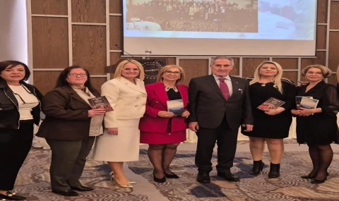 MADOST ‘Sevgi ve Dostluk Buluşmasında Ertuğrul Günay'ı Manisa’da Ağırladı