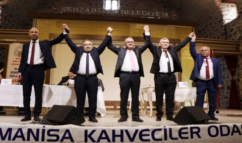 Manisa Kahveciler Odası’nda Bayrak Değişimi Emrah Uğursalan Başkan Seçildi