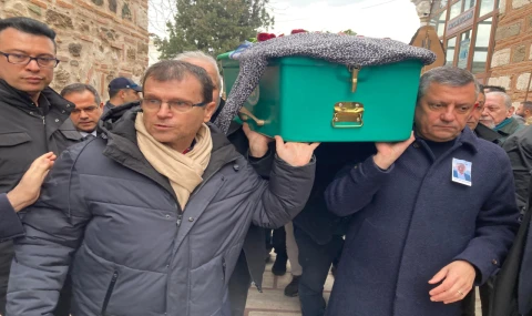 Özgür Özel Manisa’da İki Ayrı Cenaze Törenine Katıldı