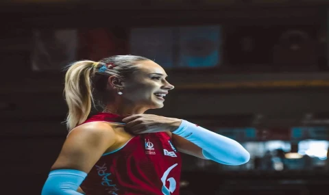 Voleybolcu Derya Çayırgan Dahil 13 Kişi Gözaltında!