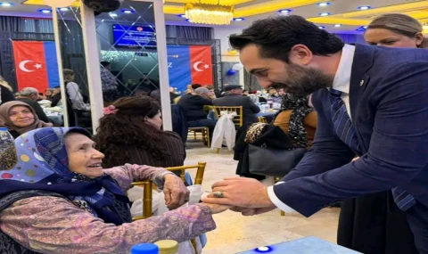 Arınç, Şehit Yakınları Ve Gazilerle İftarda Buluştu