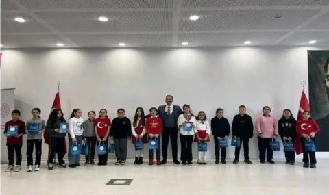 İstiklal Marşı’nı Güzel Okuma Yarışması’nda Kula’ya İl Birinciliği Gururu