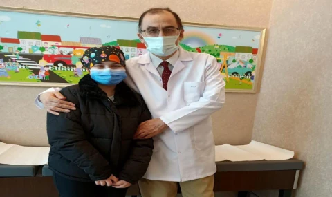 Lenf Kanserini Yenen Melis, Tıp Fakültesi Öğrencisi Oldu