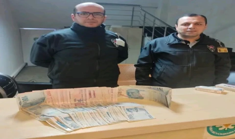 Manisa Otogarında Örnek Davranış Sahipsiz Çantadaki 17 Bin TL Polisi Teslim Edildi