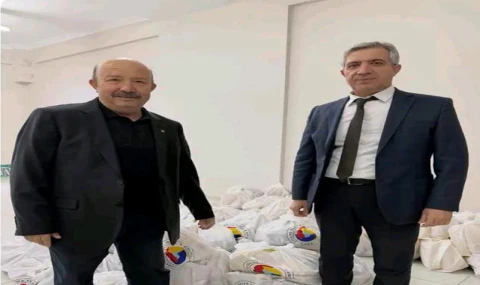 Alaşehir ve Sarıgöl’de 430 Gıda Paketi Dağıtıldı