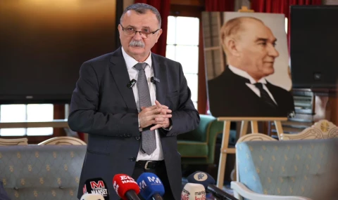 BAŞKAN BALABAN AYLIK BASIN TOPLANTISINDA ÇALIŞMALARINI ANLATTI