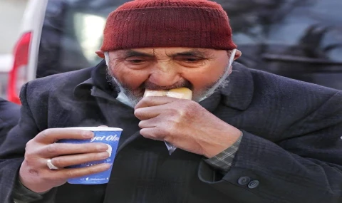 Emeklilerin Bayram İkramiyesine Zam Yapılmayacak