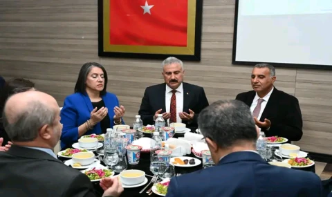 Manisa’da Şehit Aileleri ve Gaziler Onuruna İftar Programı