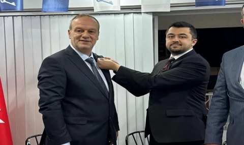 Ümit Akdağ Anahtar Partiye Katıldı!