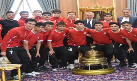Balaban’dan U18 Takımına Kütahya Öncesi Destek!
