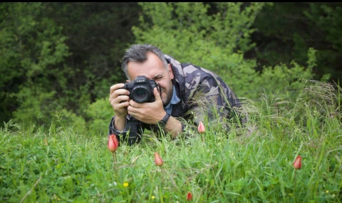 Manisa Fotoğraf Derneği Spil Dağı’nda Manisa Lalesi’nin İzini Sürdü