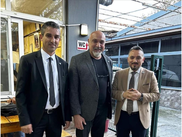 İYİ PARTİ ŞEHZADELER MUHTARLARLA İFTARDA BULUŞTU