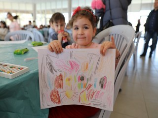 DEPREMİN İZLERİ MASALLA SİLİNİYOR