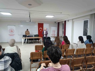 SARIGÖL HALK EĞİTİMİ MERKEZİ KURSLARI İLGİ GÖRÜYOR